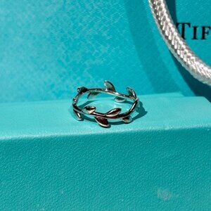Tiffany & Co Olive Leaf Band Ring